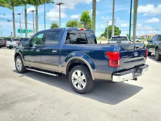 Ford F-150 2019 4x2 Lariat 4 puertas SuperCrew 5.5 pies. SB