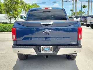 Ford F-150 2019 4x2 Lariat 4 puertas SuperCrew 5.5 pies. SB