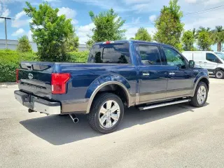 Ford F-150 2019 4x2 Lariat 4 puertas SuperCrew 5.5 pies. SB