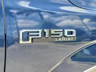 Ford F-150 2019 4x2 Lariat 4 puertas SuperCrew 5.5 pies. SB