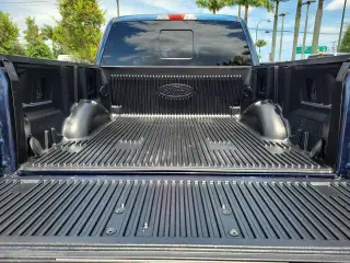 Ford F-150 2019 4x2 Lariat 4 puertas SuperCrew 5.5 pies. SB