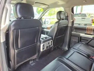 Ford F-150 2019 4x2 Lariat 4 puertas SuperCrew 5.5 pies. SB