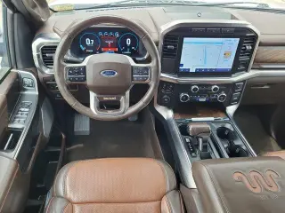 Ford F-150 2021 4x2 King Ranch 4 puertas SuperCrew 5.5 pies. SB