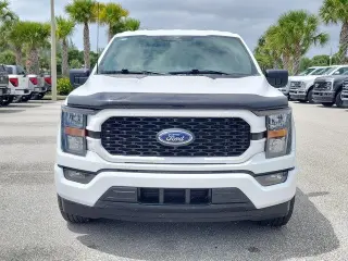 Ford F-150 2023 4x2 XL 4 puertas SuperCrew 5.5 pies SB