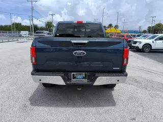 Ford F-150 2019 4x4 Lariat 4 puertas SuperCrew 5.5 pies. SB