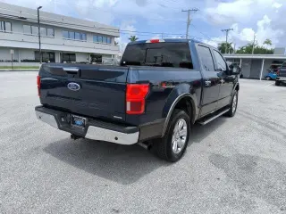 Ford F-150 2019 4x4 Lariat 4 puertas SuperCrew 5.5 pies. SB