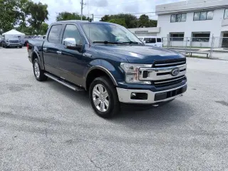 Ford F-150 2019 4x4 Lariat 4 puertas SuperCrew 5.5 pies. SB