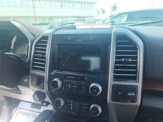 Ford F-150 2018 4x4 King Ranch 4 puertas SuperCrew 5.5 pies. SB