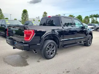Ford F-150 2023 4x4 XLT 4 puertas SuperCrew 5.5 pies SB