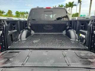 Ford F-150 2023 4x4 XLT 4 puertas SuperCrew 5.5 pies SB