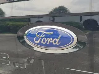 Ford F-150 2023 4x4 XLT 4 puertas SuperCrew 5.5 pies. SB