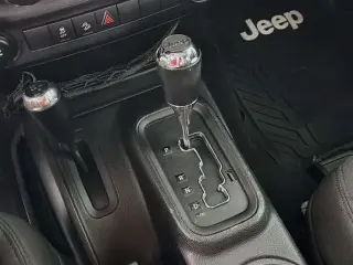 Jeep Wrangler 2015 4x4 Sport 2 puertas SUV