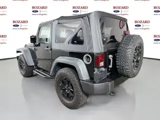 Jeep Wrangler 2015 4x4 Sport 2 puertas SUV