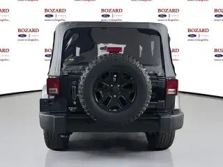 Jeep Wrangler 2015 4x4 Sport 2 puertas SUV
