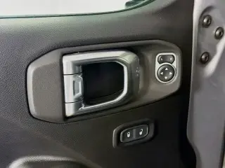 Jeep Wrangler Unlimited 2021 4x4 Sport 4 puertas SUV