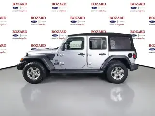 Jeep Wrangler Unlimited 2021 4x4 Sport 4 puertas SUV