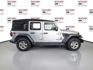 Jeep Wrangler Unlimited 2021 4x4 Sport 4 puertas SUV