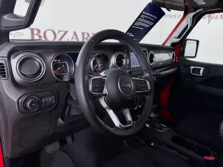 Jeep Wrangler Unlimited 2019 4x4 Sahara 4 puertas SUV