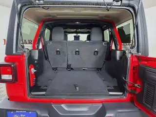 Jeep Wrangler Unlimited 2019 4x4 Sahara 4 puertas SUV