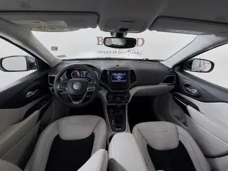 Jeep Cherokee 2020 4x4 Latitude Plus 4 puertas SUV