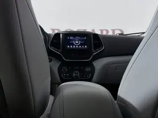 Jeep Cherokee 2020 4x4 Latitude Plus 4 puertas SUV