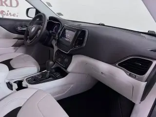 Jeep Cherokee 2020 4x4 Latitude Plus 4 puertas SUV