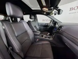 Jeep Grand Cherokee 2019 4x2 Laredo 4 puertas SUV