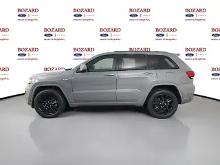 Jeep Grand Cherokee 2019 4x2 Laredo 4 puertas SUV