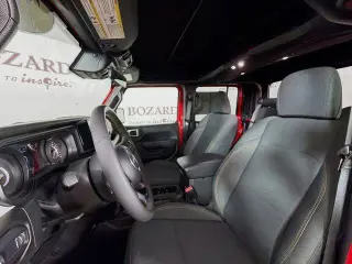 Jeep Gladiator 2024 4x4 Sport 4 puertas Cabina Crew 5.0 pies. SB