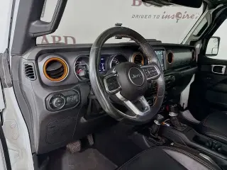 Jeep Gladiator 2020 4x4 Mojave 4 puertas Crew Cab 5.0 pies. SB