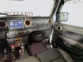 Jeep Gladiator 2020 4x4 Mojave 4 puertas Crew Cab 5.0 pies. SB