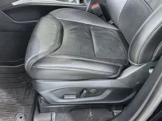 Ford Explorer 2022 AWD Platinum 4 puertas SUV