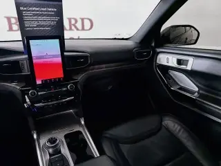 Ford Explorer 2022 AWD Platinum 4 puertas SUV