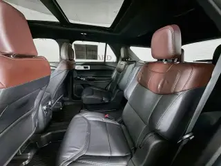 Ford Explorer 2022 AWD Platinum 4 puertas SUV