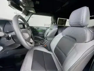 Ford Bronco 2024 4x4 Black Diamond 2 puertas SUV