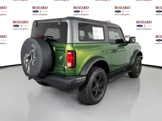 Ford Bronco 2024 4x4 Black Diamond 2 puertas SUV
