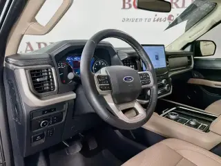 Ford Expedition MAX 2023 4x4 XLT 4 puertas SUV