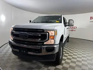 Ford F-250 Super Duty 2022 4x4 XLT Cabina Crew 4 puertas 6.8 ft. SB Pickup