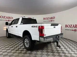 Ford F-250 Super Duty 2022 4x4 XLT Cabina Crew 4 puertas 6.8 ft. SB Pickup