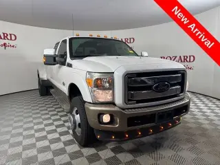 Ford F-350 Super Duty 2014 4x4 King Ranch 4 puertas Crew Cab 8 pies LB DRW Pickup