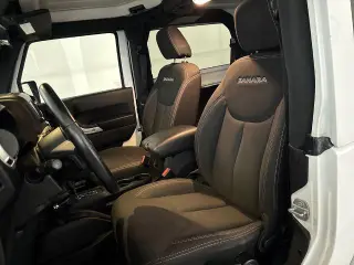 Jeep Wrangler JK 2018 4x4 Sahara 2 puertas SUV