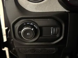 Jeep Wrangler 2025 4x4 Sport 4 puertas SUV