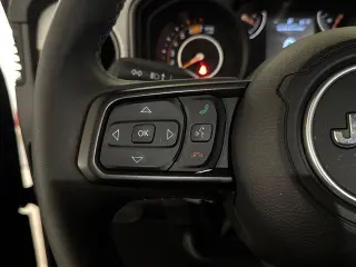 Jeep Wrangler 2025 4x4 Sport 4 puertas SUV