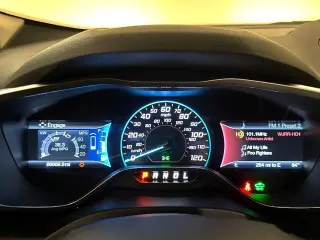 Ford C-MAX Híbrido 2015 SEL 4 puertas Familiar