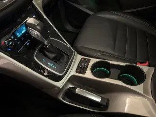 Ford C-MAX Híbrido 2015 SEL 4 puertas Familiar