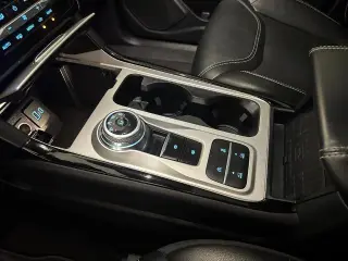 Ford Explorer 2022 ST 4 puertas SUV