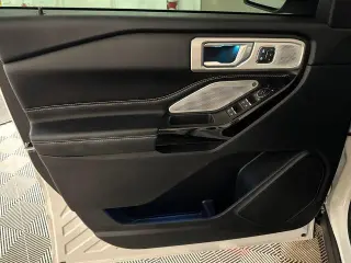 Ford Explorer 2022 AWD ST 4 puertas SUV
