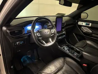 Ford Explorer 2022 AWD ST 4 puertas SUV