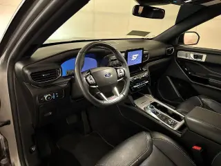 Ford Explorer 2022 AWD ST 4 puertas SUV