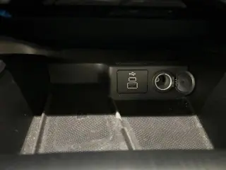 Ford Escape Híbrido 2024 AWD Platinum 4 puertas SUV